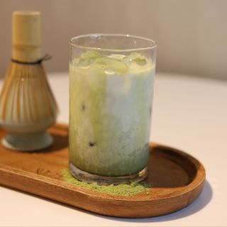 Shaked Vanilla Iced Matcha Latte