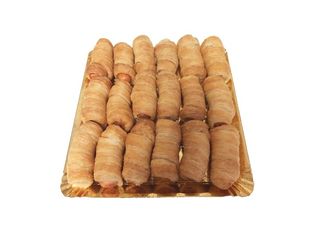 Platou crenvursti in foietaj