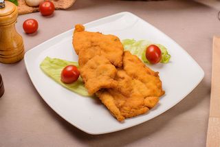 Snițel din piept de pui