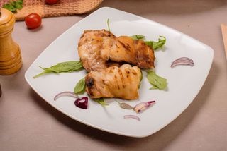 Pulpă de pui dezosat la grătar