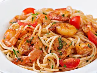 Spaghete cu fructe de mare