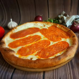 Quattro formaggi e spaianata picante 40 cm / 850gr.