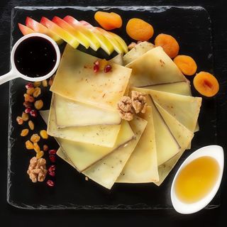 Platou de branzeturi nobile