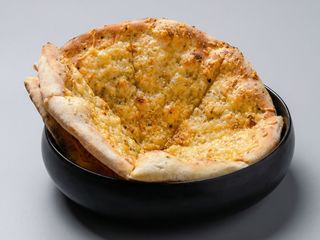Focaccia cu parmezan 