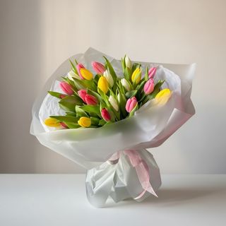 Buchet lalele colorate