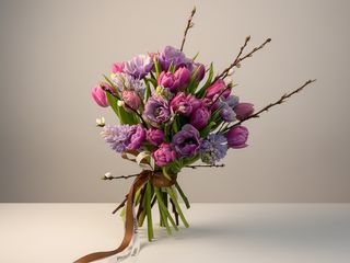 Buchet primăvăratic mix violet