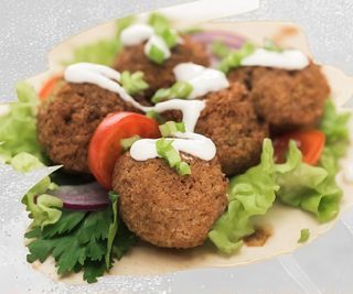 Falafel la farfurie