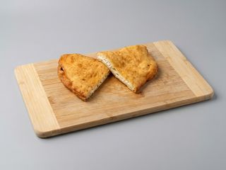 Plăcintă impaturata cu brânză burduf 