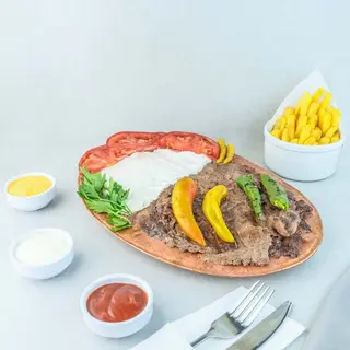 Iskender mare berbecuti