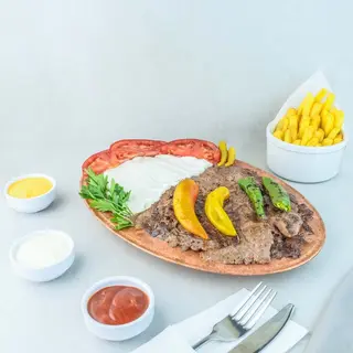 Iskender mica berbecuti