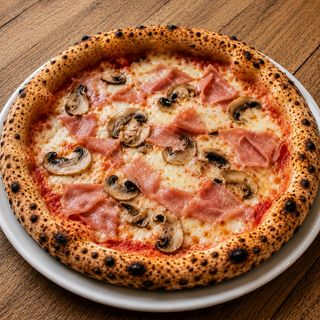 Pizza prosciutto funghi