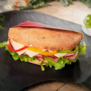 Panini cu salam