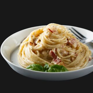 SPAGHETTI CARBONARA / SPAGHETE CARBONARA