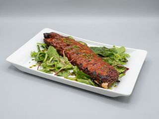 BBQ PORK RIBS / COASTE DE PORC FRĂGEZITE LENT CU SOS BBQ
