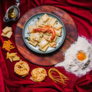 Pasta Zucchini si Gamberetti 630g