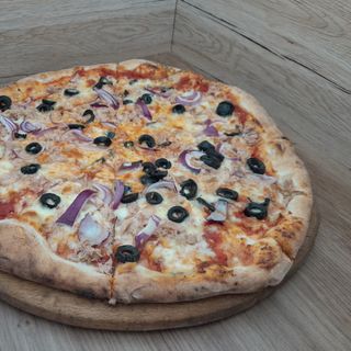 Pizza Tonno Ø 32cm