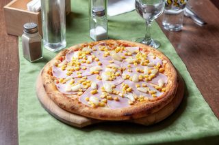 Pizza Hawaii Ø 62cm