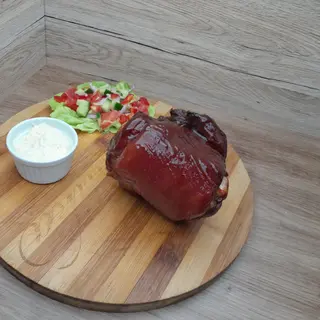 Ciolan de porc cu hrean
