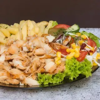 Salată cu shaorma de curcan si vita