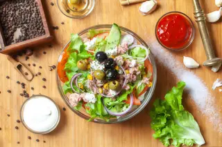 Salata ton