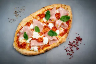 Pizza Mortadella Amore Ø 40x30cm - (1E  1.34g sare 1.95g zahar 00g)