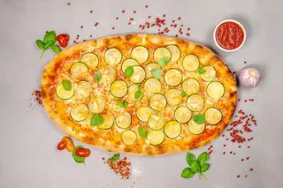 Pizza Zucchini Amore Ø 40x30cm - (1E  0.9g sare  2.33g zahar)100g
