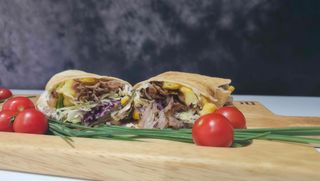 Shaorma medie de vită la lipie