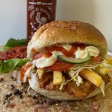 Sandwich șnițel pui de casă