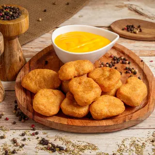 Nuggets Pui cu sos Cheddar 10 bucăți