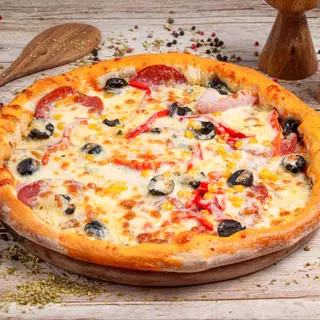 Pizza Gourmand + sos gratis