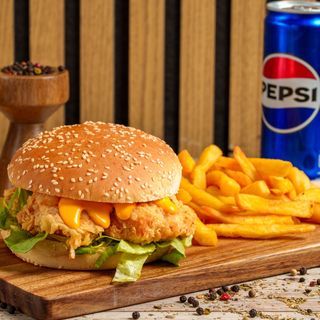 Meniu Crispy Burger