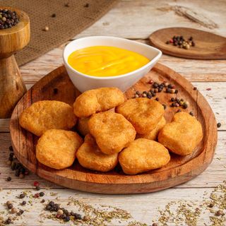 Nuggets Pui cu sos Cheddar 10 bucăți