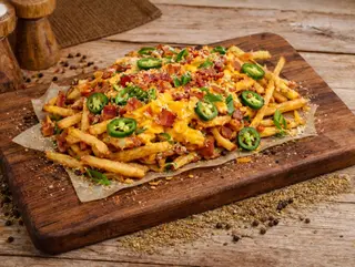 Spicy loaded fries