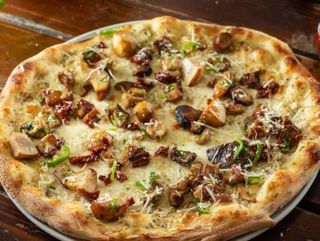 PIZZA CON FUNGHI PORCINI Ø32cm