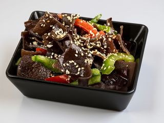 2004-Salată urechi de lemn