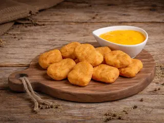 Nuggets Pui cu Sos Cheddar 10 bucăți