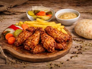 Aripioare de Pui Usturoiate la Ceaun