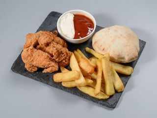 Meniu strips picante + cartofi prajiti