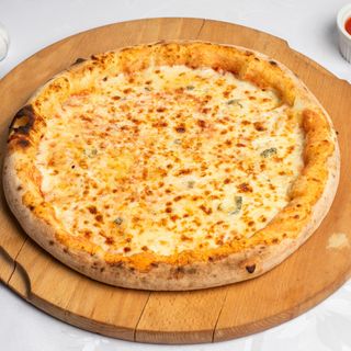 Pizza Quattro Formagi  Ø 32cm
