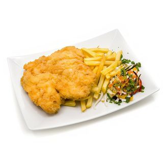 Snitel cu garnitura si salata