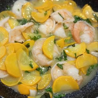 Creveți si Dovlecei