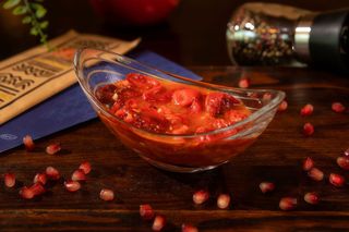 Salata de ardei copti pe plita