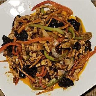 Carne de porc cu aromă de pește