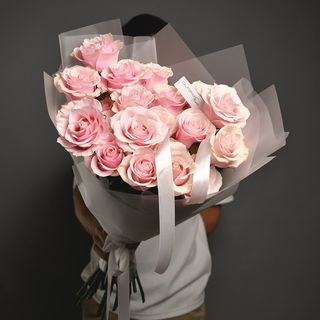 Buchet trandafiri roz