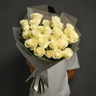 Buchet 25 trandafiri albi