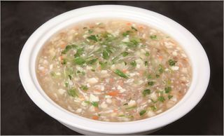 Supa de vita cu ciuperci si ou