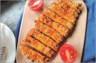 Pui cu pesmet si sos dulce