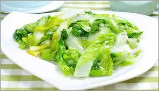 Varza chinezeasca prajita