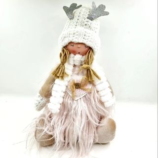 Fetita roz cu codite si lumini