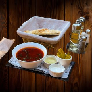 Ciorbă de sfeclă roșie